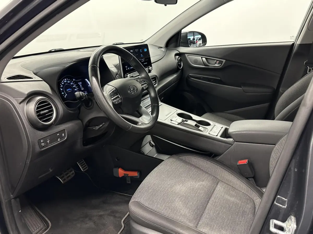 EV Comfort 64 kWh 3 Fase Warmtepomp CAMERA CARPLAY NAVI ECC ADAPTIEF CRUISE.