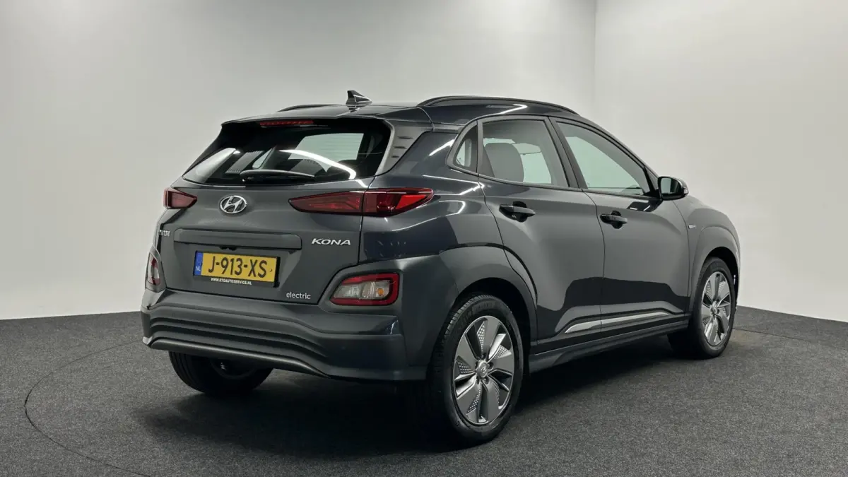 EV Comfort 64 kWh 3 Fase Warmtepomp CAMERA CARPLAY NAVI ECC ADAPTIEF CRUISE.