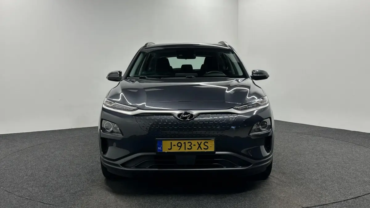 EV Comfort 64 kWh 3 Fase Warmtepomp CAMERA CARPLAY NAVI ECC ADAPTIEF CRUISE.