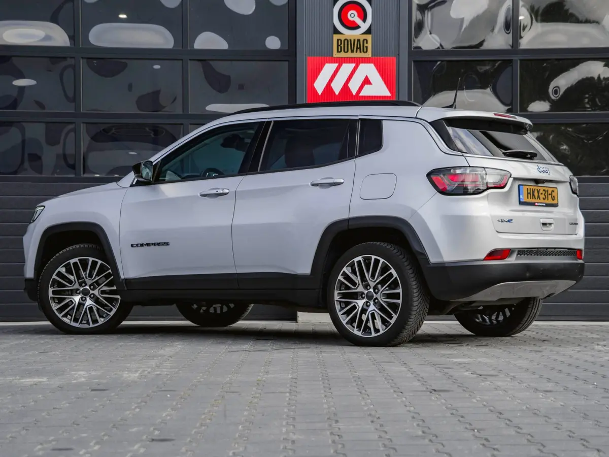 4xe 190 Plug-in Hybrid Limited | PANO | WINTERPAKKET | HALF LEDER | ADAPTIVE