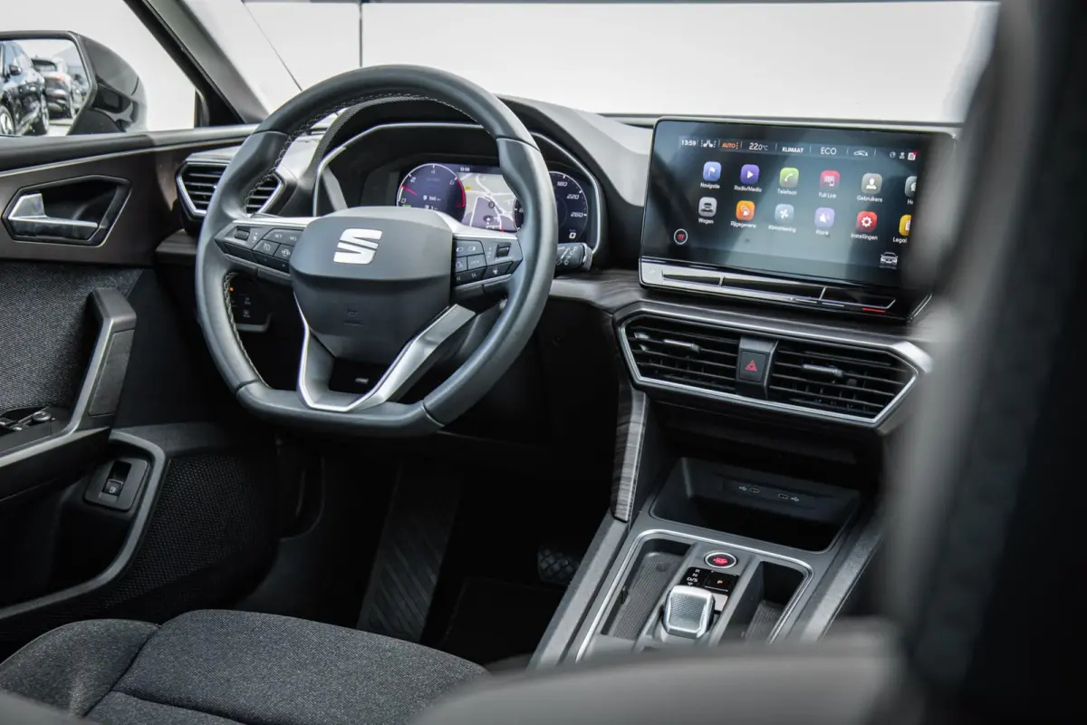 1.4 TSI eHybrid 204pk PHEV FR Business Intense | SoH 99% | Voorstoelen Verwarmd | full LED Koplampen | Apple Carplay/Android Auto