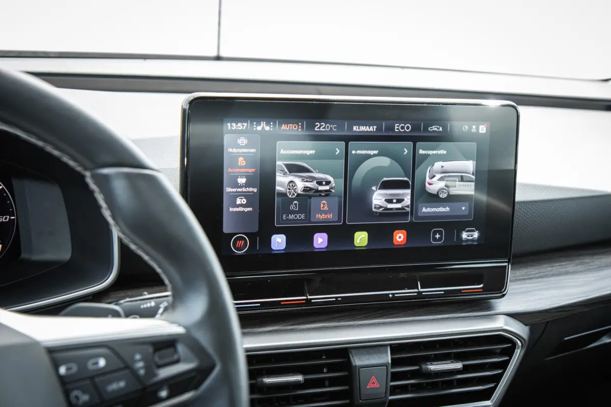 1.4 TSI eHybrid 204pk PHEV FR Business Intense | SoH 99% | Voorstoelen Verwarmd | full LED Koplampen | Apple Carplay/Android Auto