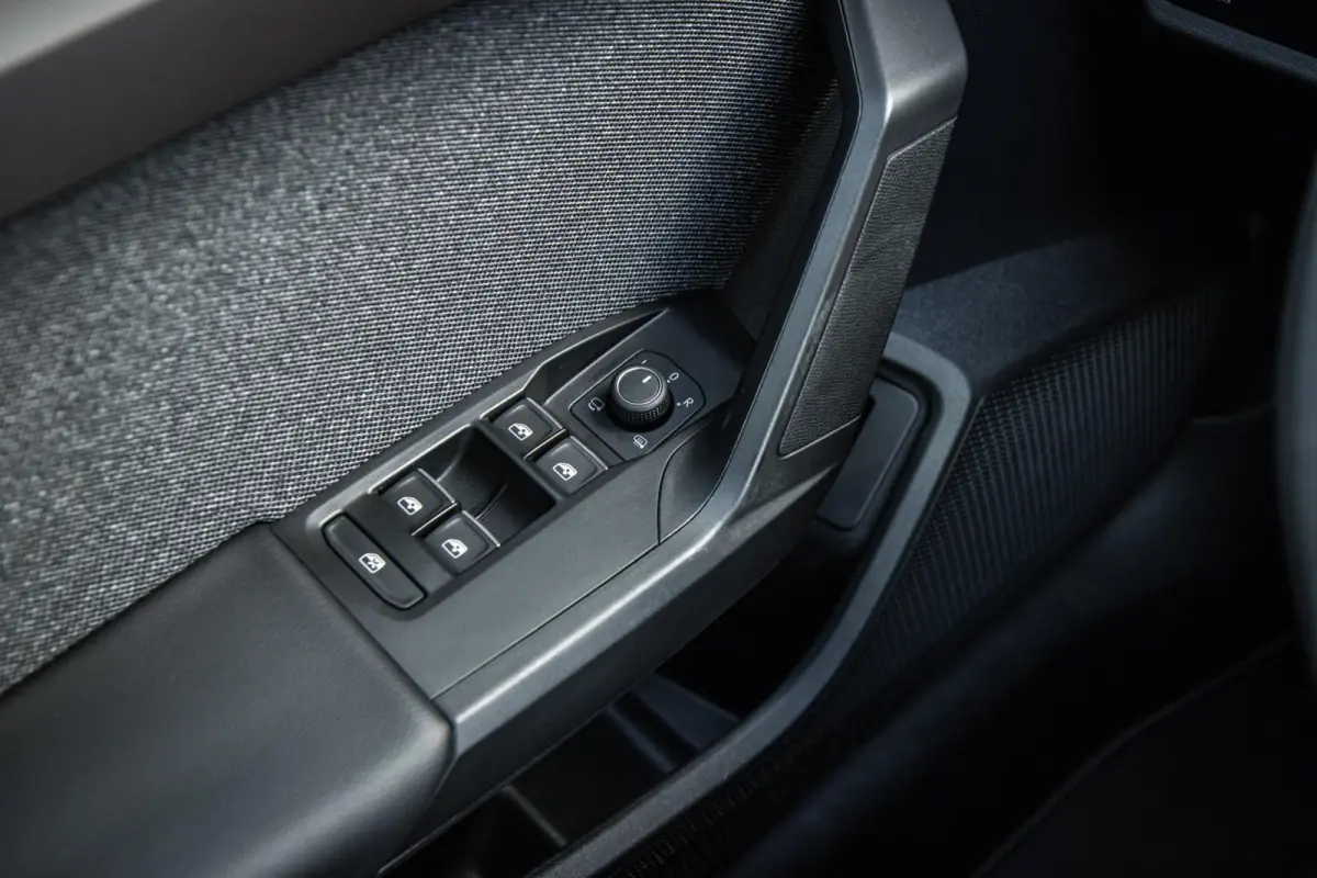 1.4 TSI eHybrid 204pk PHEV FR Business Intense | SoH 99% | Voorstoelen Verwarmd | full LED Koplampen | Apple Carplay/Android Auto
