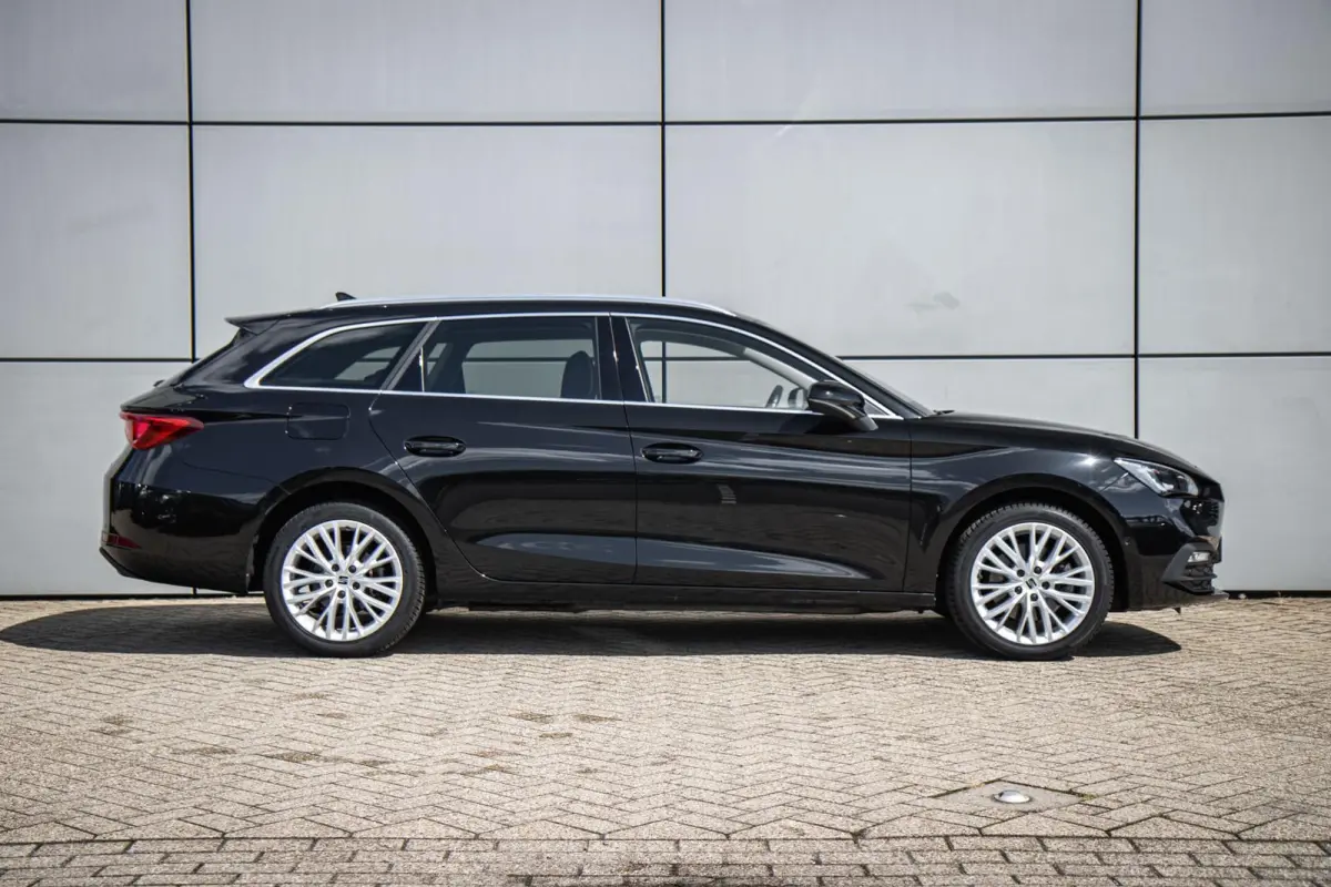 1.4 TSI eHybrid 204pk PHEV FR Business Intense | SoH 99% | Voorstoelen Verwarmd | full LED Koplampen | Apple Carplay/Android Auto