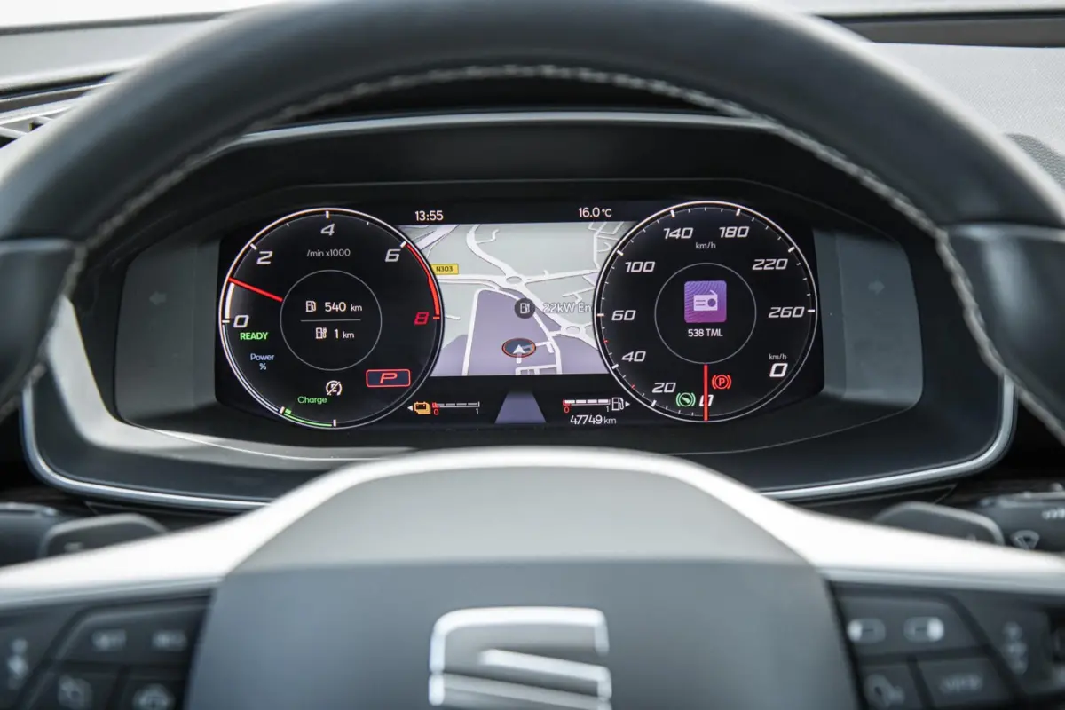 1.4 TSI eHybrid 204pk PHEV FR Business Intense | SoH 99% | Voorstoelen Verwarmd | full LED Koplampen | Apple Carplay/Android Auto