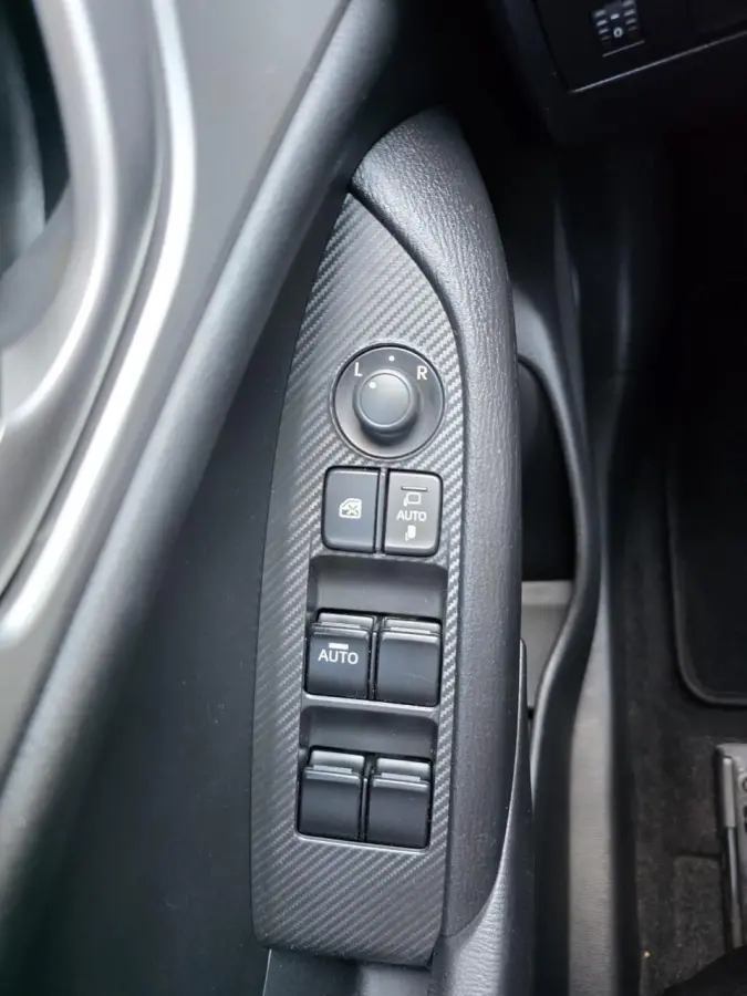 2.0 SkyActiv-G 120 Sport Selected