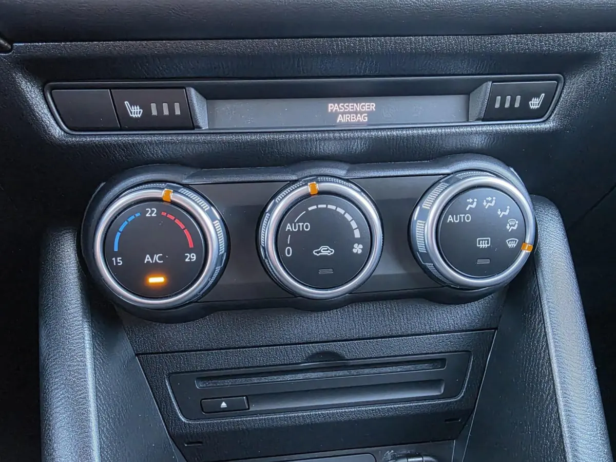 2.0 SkyActiv-G 120 Sport Selected