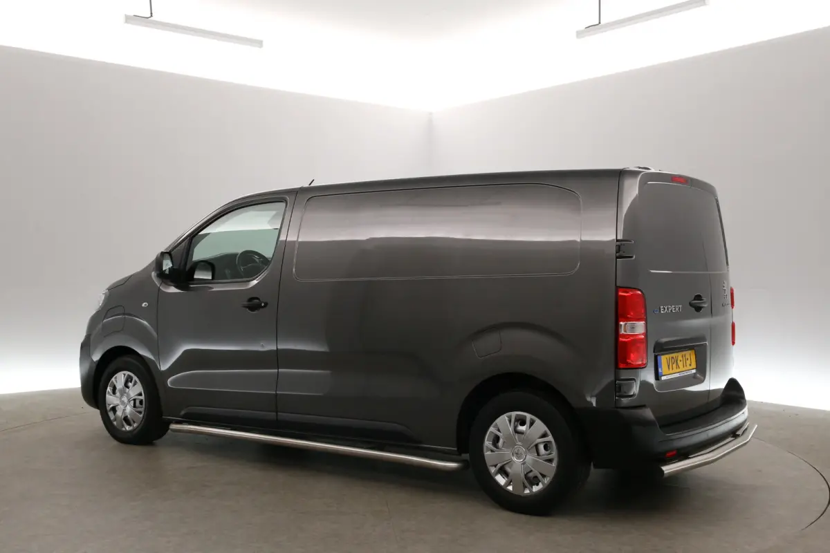 75 kWh L2H1 Long Range | Snelladen | SOH 90% | Airco | Camera | Cruise | Carplay | Parkeersens.