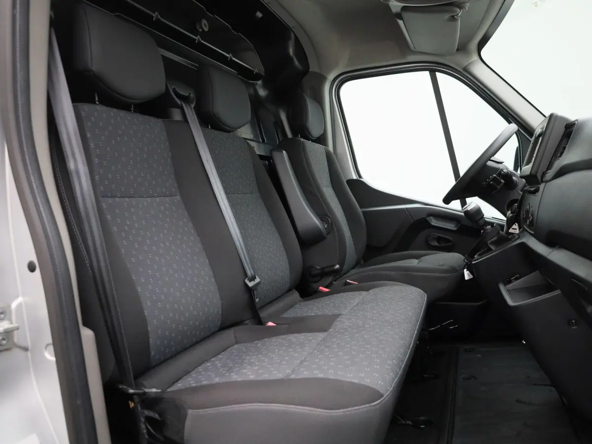 2.3 Turbo L2H2 | Airconditioning | Zijschuifdeur | Parkeersensoren | Trekhaak |