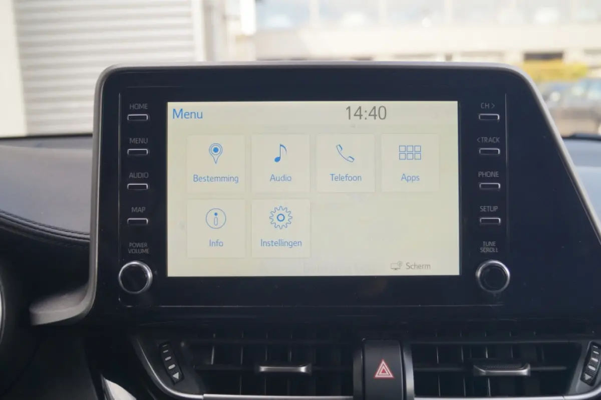 1.8 Hybrid Edition -LEER-NAVI-CAM-PDC-ECC-LED-