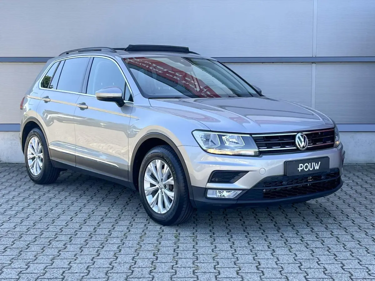 1.4 TSI 125pk Comfortline | Trekhaak | Panoramadak | Navigatie