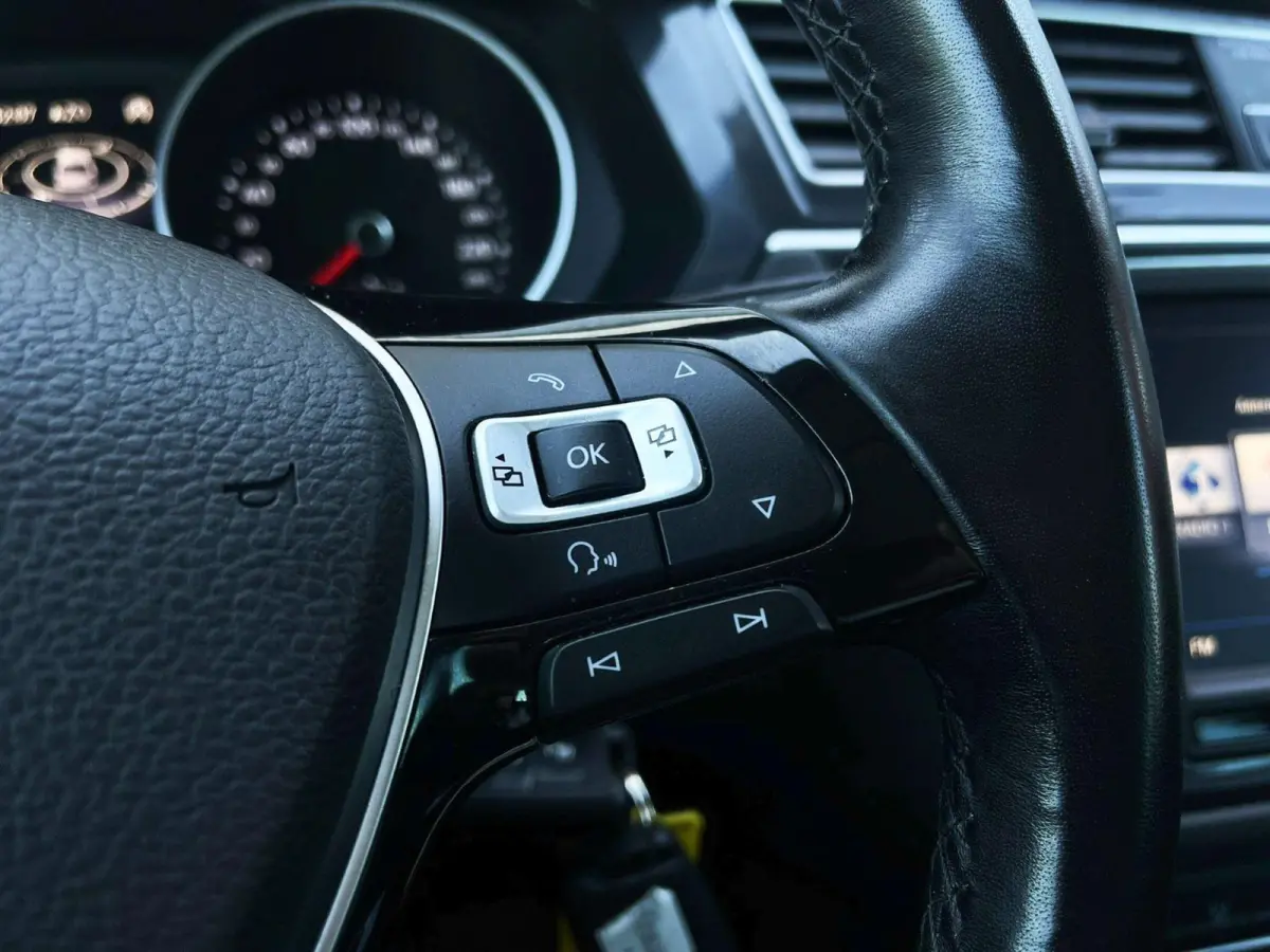 1.4 TSI 125pk Comfortline | Trekhaak | Panoramadak | Navigatie