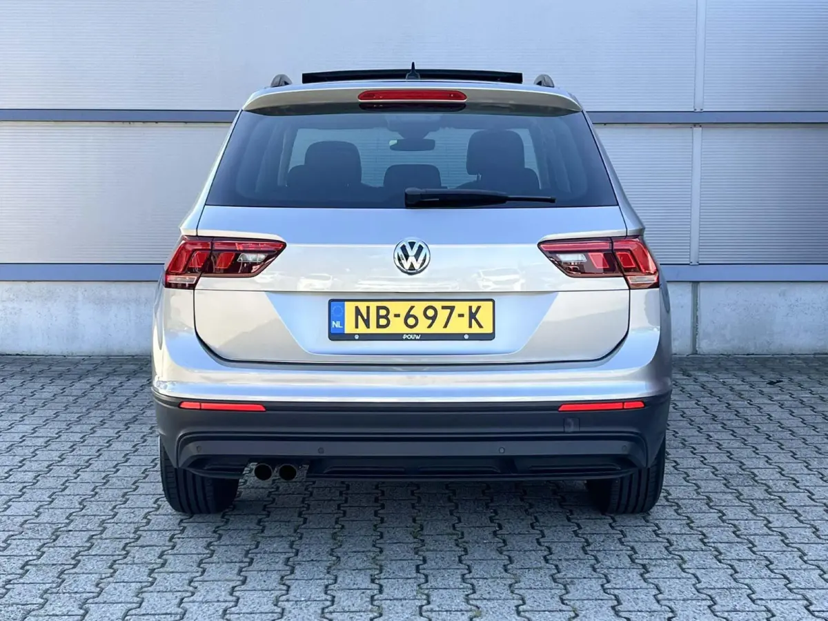 1.4 TSI 125pk Comfortline | Trekhaak | Panoramadak | Navigatie