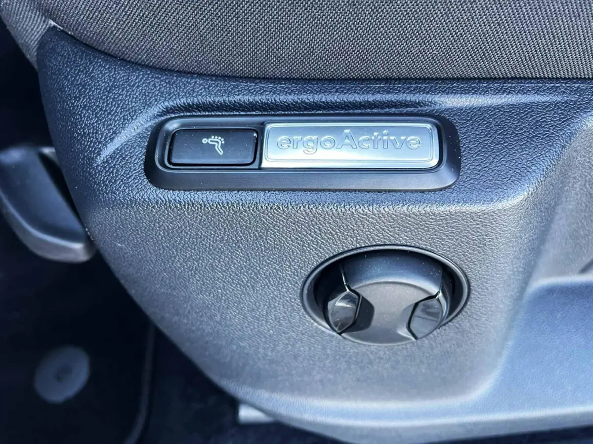 1.4 TSI 125pk Comfortline | Trekhaak | Panoramadak | Navigatie