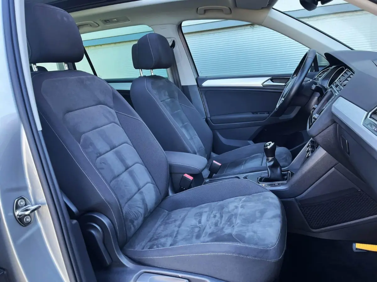 1.4 TSI 125pk Comfortline | Trekhaak | Panoramadak | Navigatie