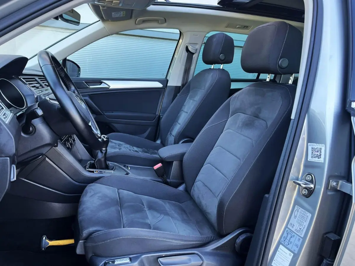 1.4 TSI 125pk Comfortline | Trekhaak | Panoramadak | Navigatie