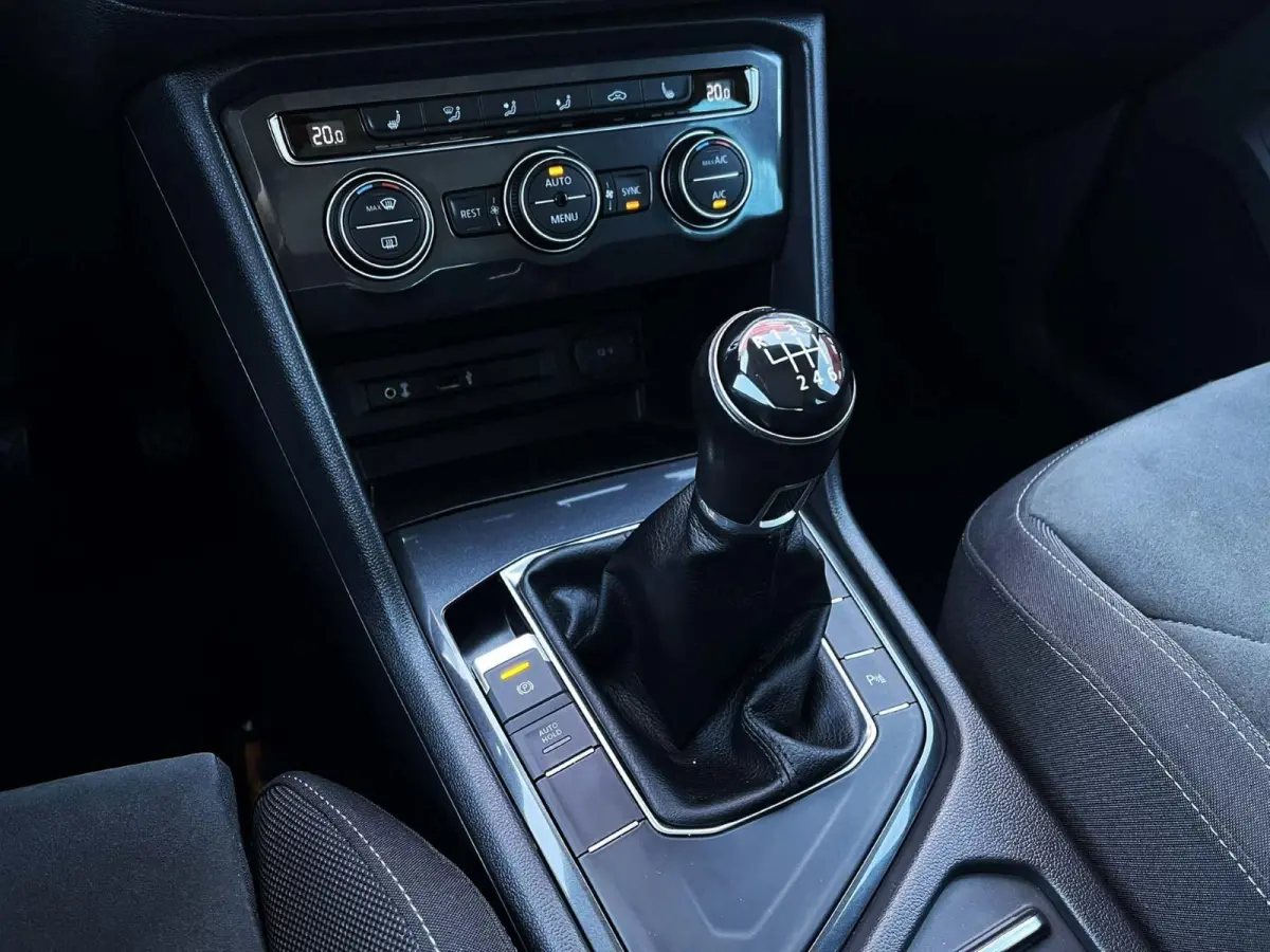 1.4 TSI 125pk Comfortline | Trekhaak | Panoramadak | Navigatie