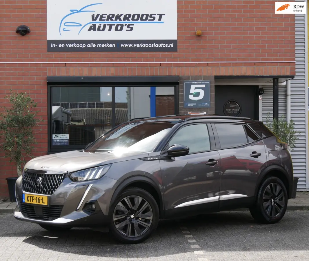 1.2 PureTech GT-Line. pano. focal. dist- vervangen.