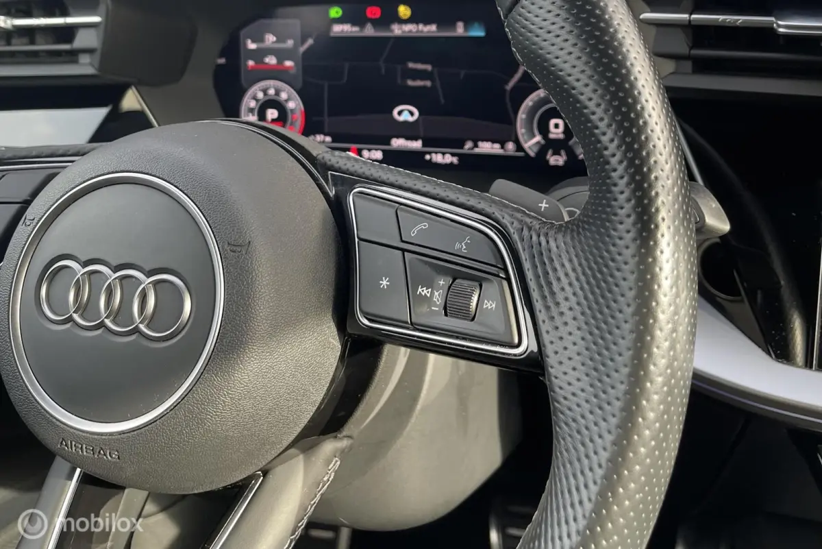 40 TFSI e 204PK 3xS-Line Pano Sfe