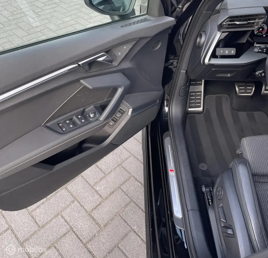 40 TFSI e 204PK 3xS-Line Pano Sfe