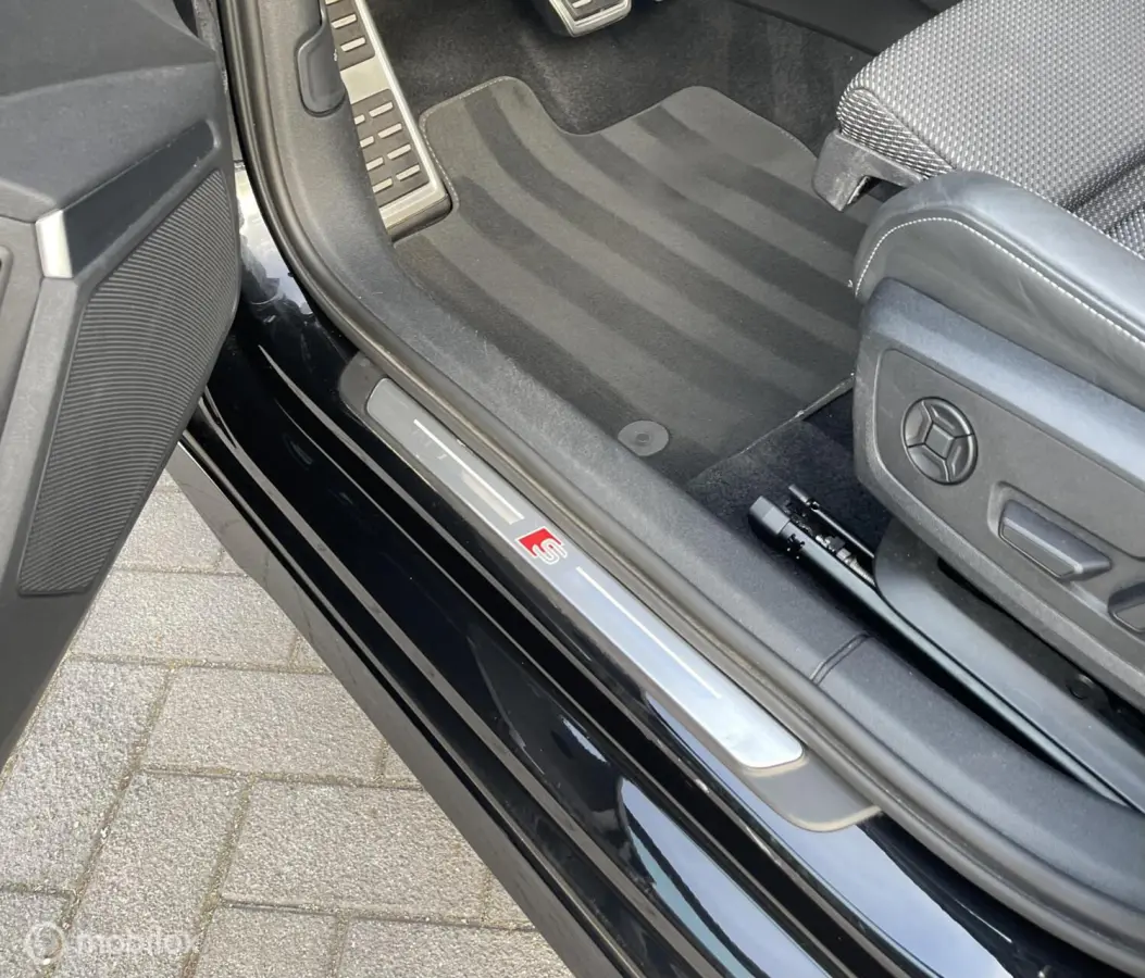 40 TFSI e 204PK 3xS-Line Pano Sfe