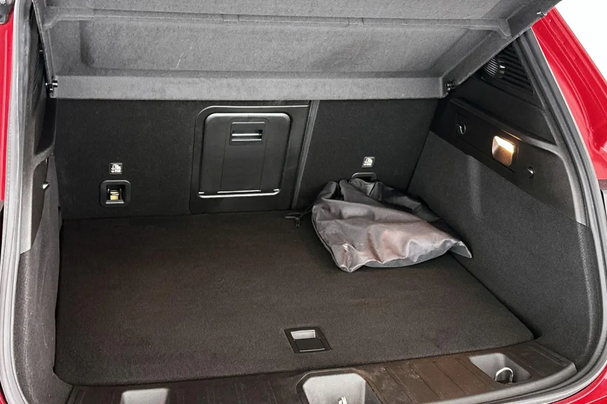 1.3T PHEV Veloce Technologie Pakket Stoelverwarming & Ventilatie Leder
