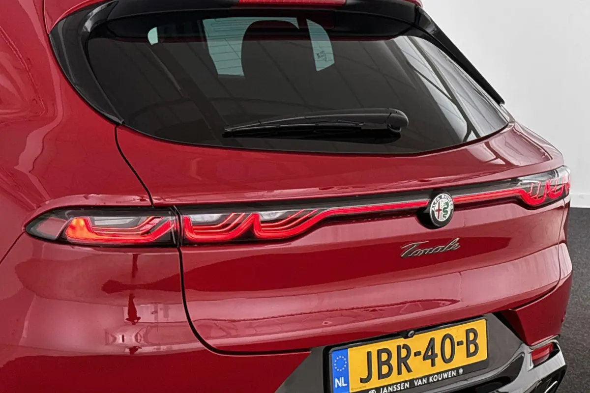 1.3T PHEV Veloce Technologie Pakket Stoelverwarming & Ventilatie Leder