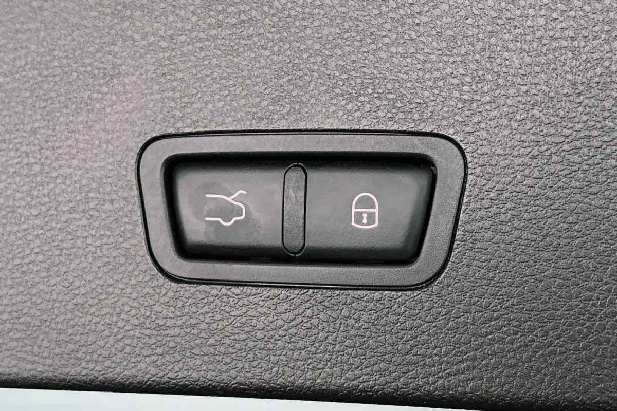 1.3T PHEV Veloce Technologie Pakket Stoelverwarming & Ventilatie Leder