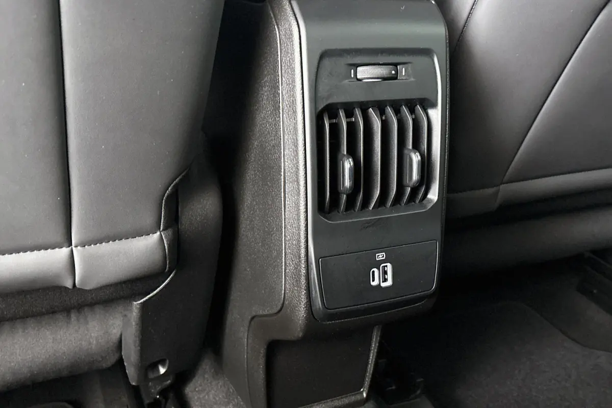 1.3T PHEV Veloce Technologie Pakket Stoelverwarming & Ventilatie Leder