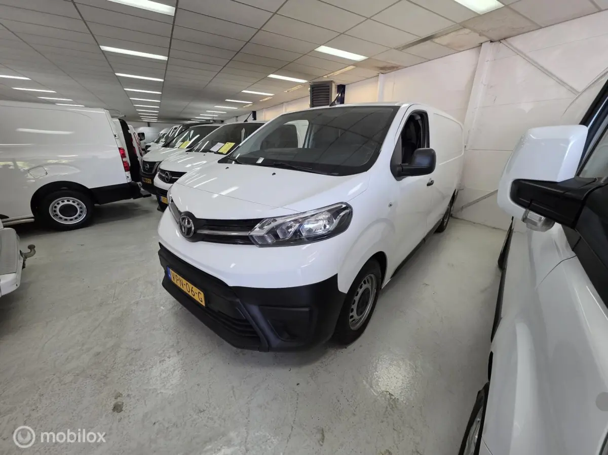 Toyota Proace Worker 2022 Diesel Handgeschakeld leasen