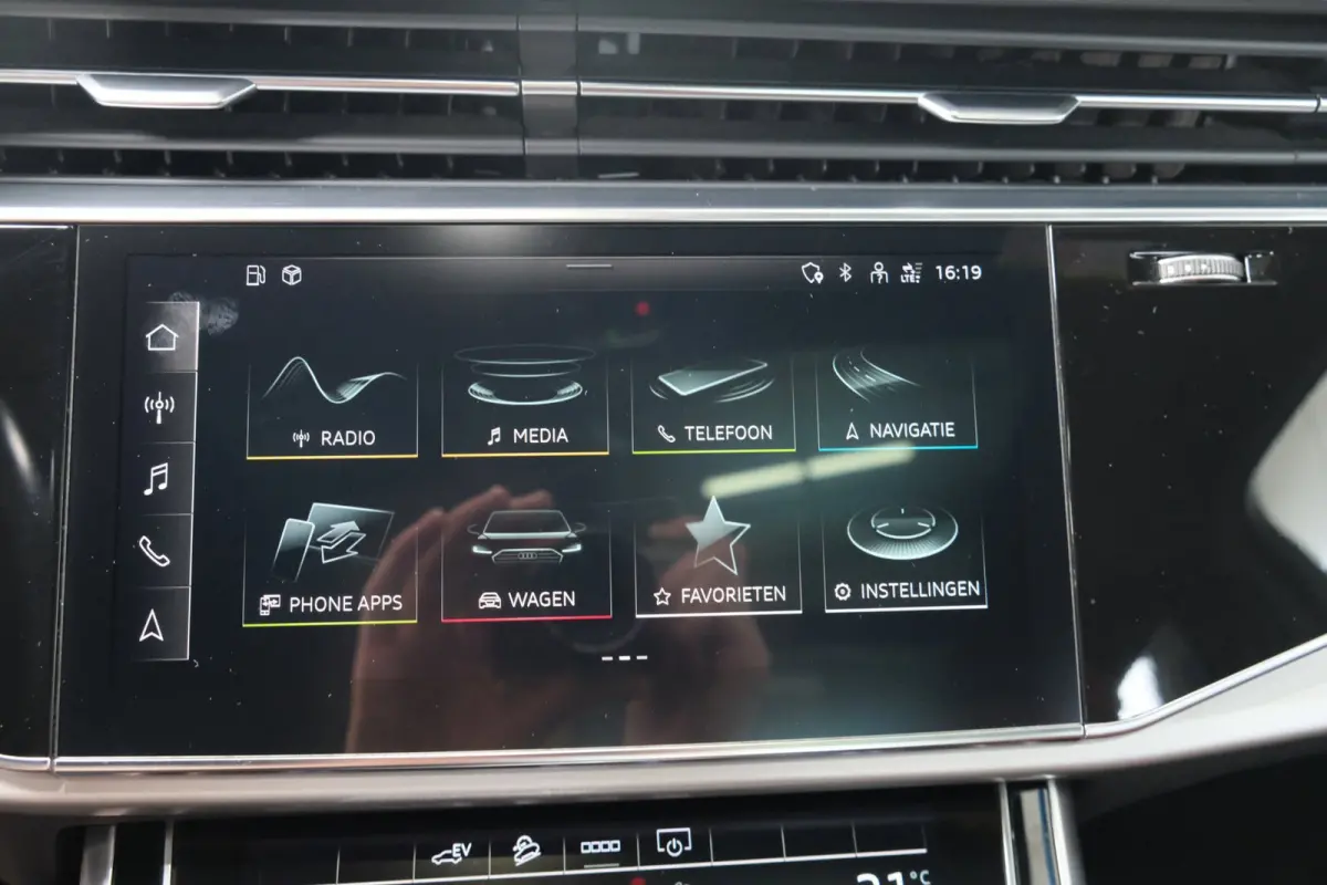 55 TFSI e quattro Pro Line Plus - N.A.P. Airco, Cruise, Luchtvering, Panodak, Camera, Virtueel Display, Trekhaak.
