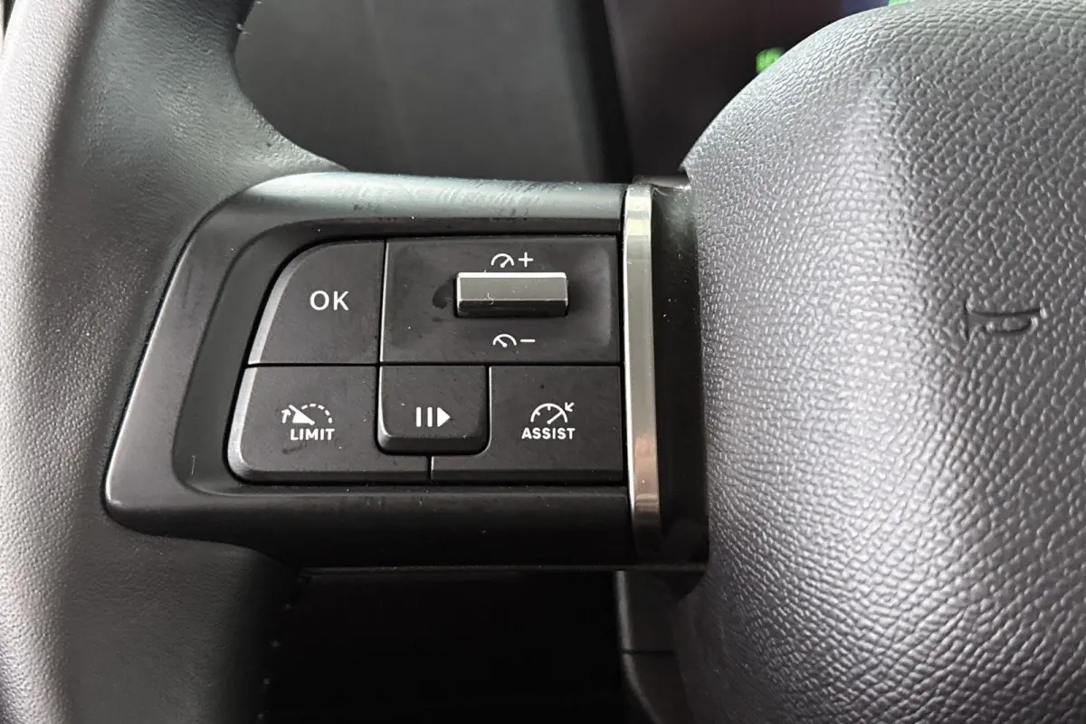 You 50 kWh Achteruitrijcamera Apple CarPlay Climate Control