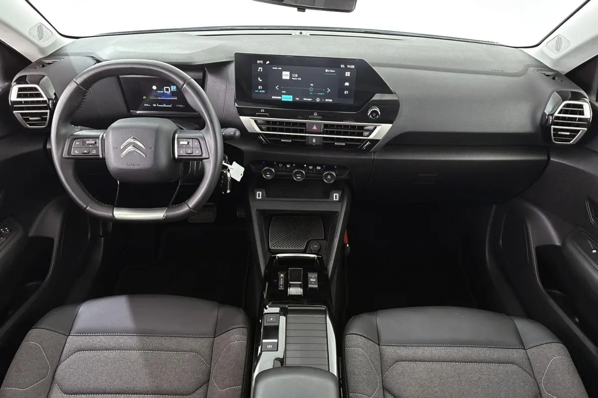 You 50 kWh Achteruitrijcamera Apple CarPlay Climate Control