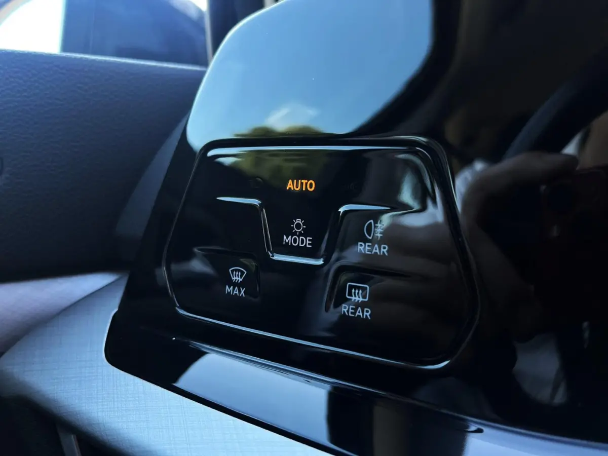 1.0 TSI 110pk Life | Navigatie | App Connect | Camera