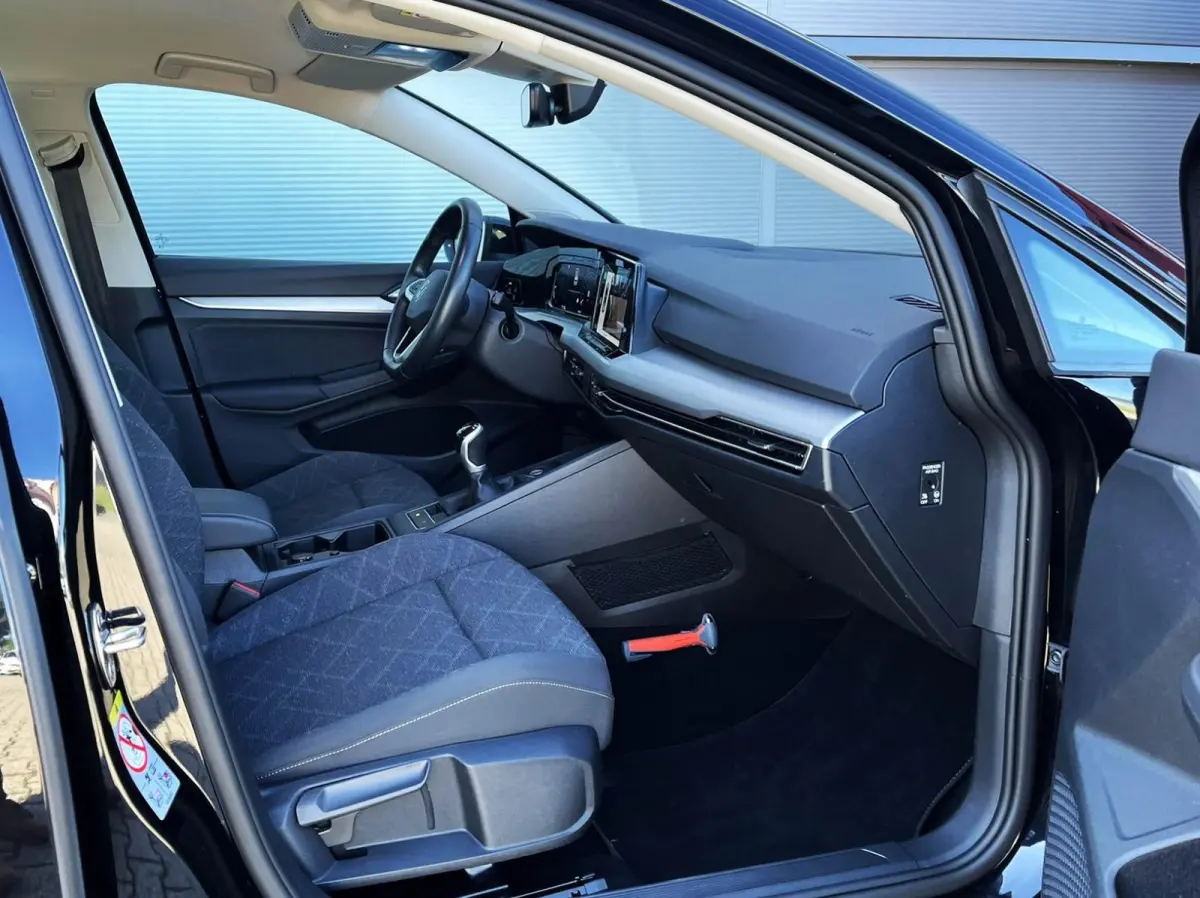 1.0 TSI 110pk Life | Navigatie | App Connect | Camera
