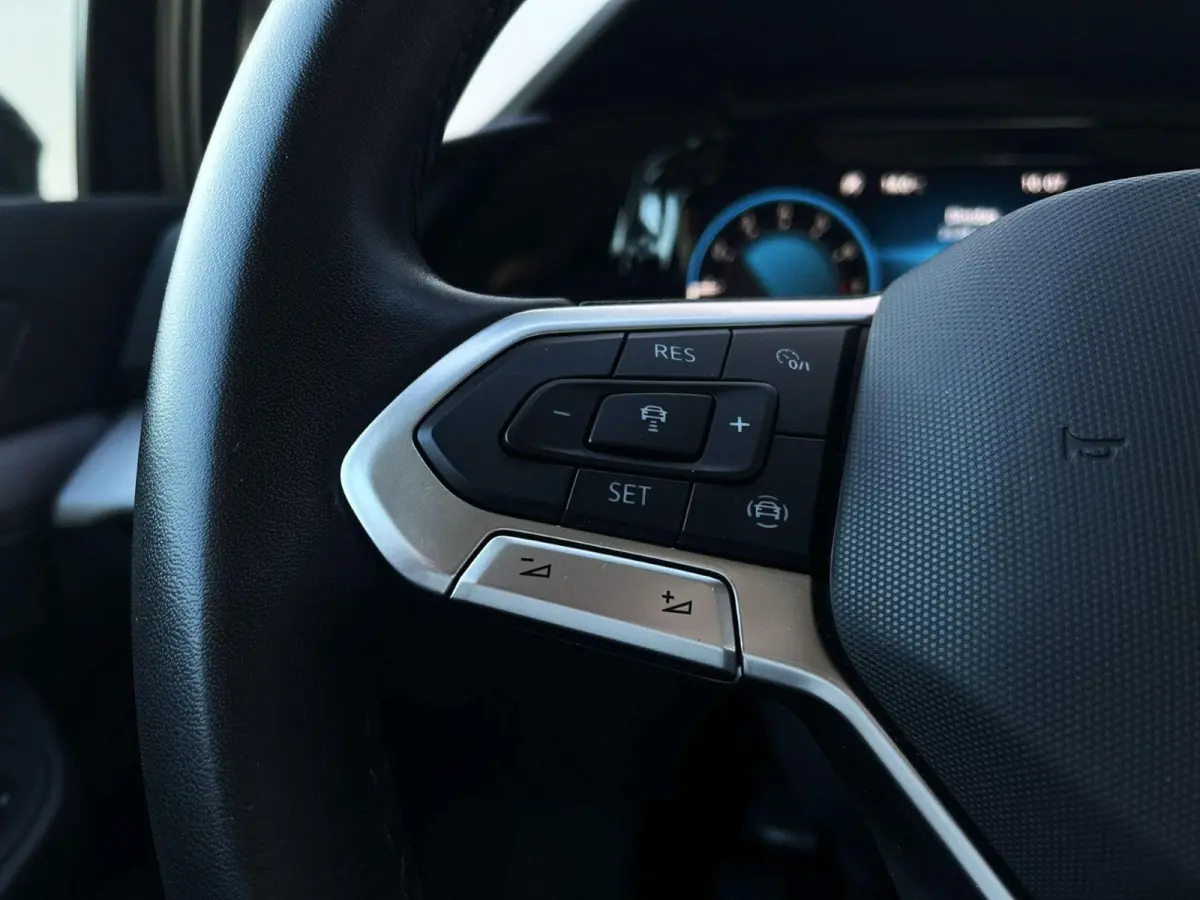 1.0 TSI 110pk Life | Navigatie | App Connect | Camera