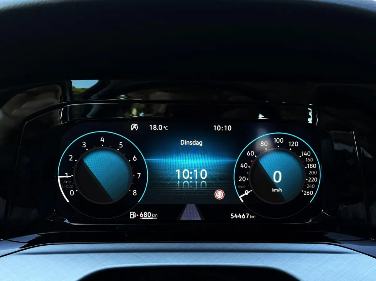 1.0 TSI 110pk Life | Navigatie | App Connect | Camera
