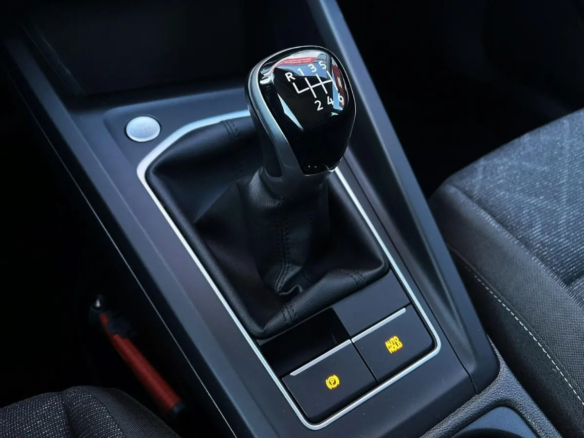 1.0 TSI 110pk Life | Navigatie | App Connect | Camera