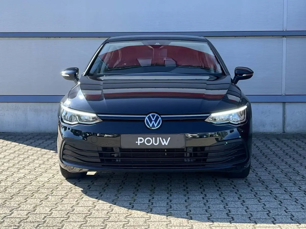 1.0 TSI 110pk Life | Navigatie | App Connect | Camera