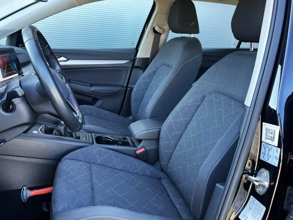 1.0 TSI 110pk Life | Navigatie | App Connect | Camera