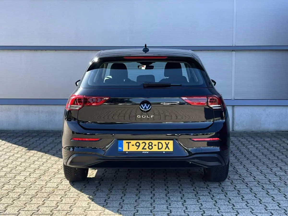 1.0 TSI 110pk Life | Navigatie | App Connect | Camera