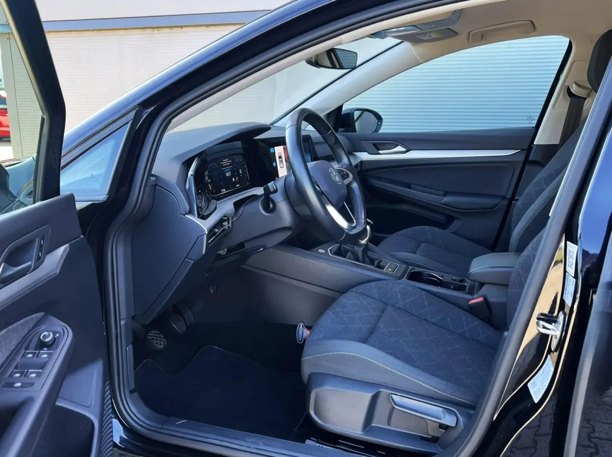 1.0 TSI 110pk Life | Navigatie | App Connect | Camera