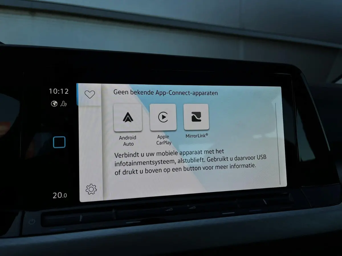 1.0 TSI 110pk Life | Navigatie | App Connect | Camera