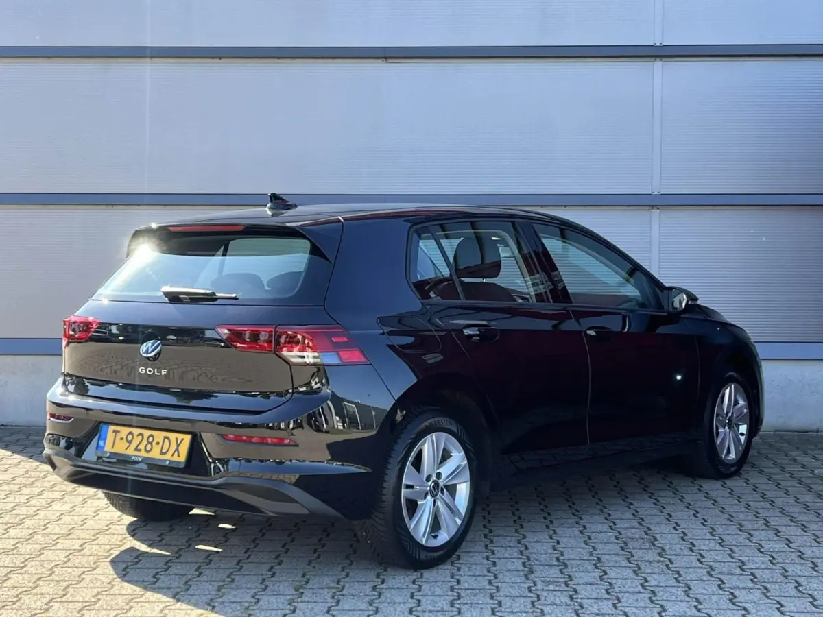 1.0 TSI 110pk Life | Navigatie | App Connect | Camera