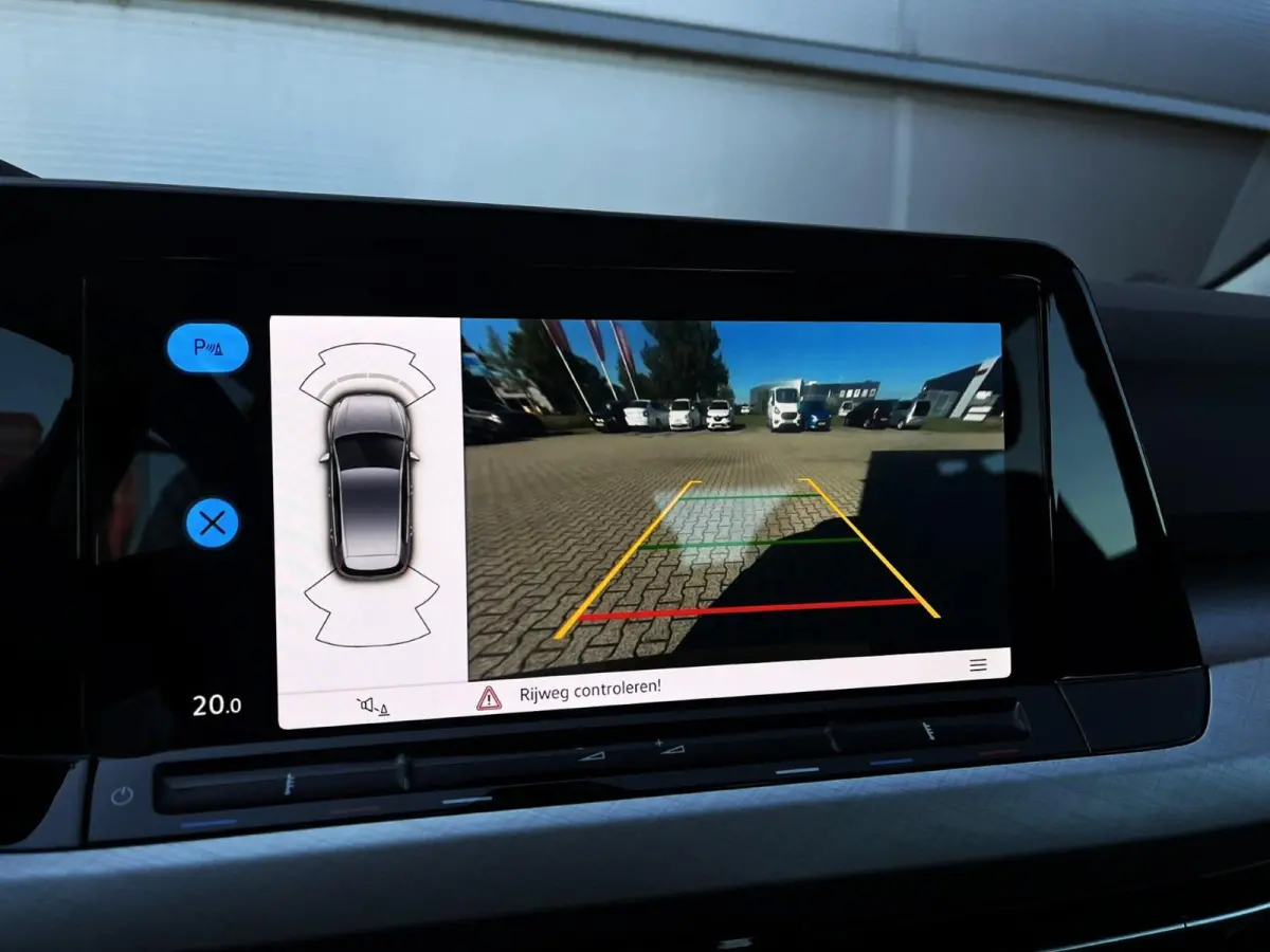 1.0 TSI 110pk Life | Navigatie | App Connect | Camera