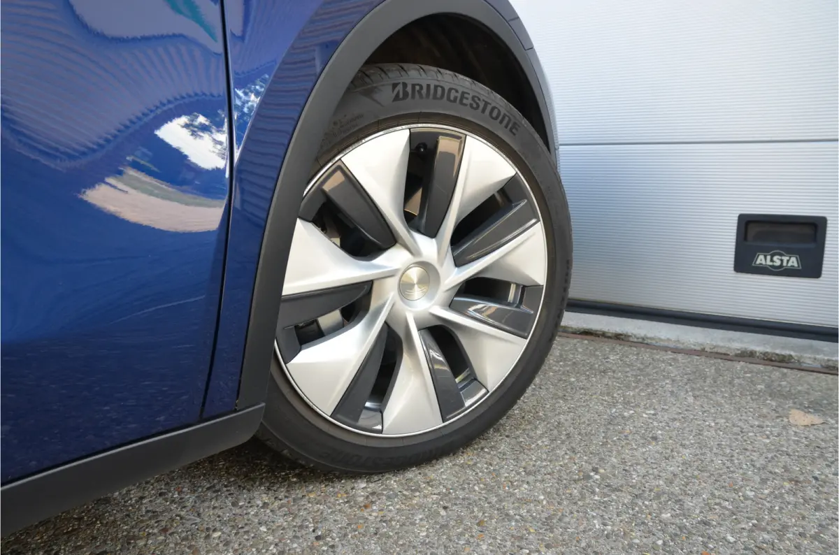 Long Range AWD 75 kWh Trekhaak (max 1.600kg), AutoPilot3.0