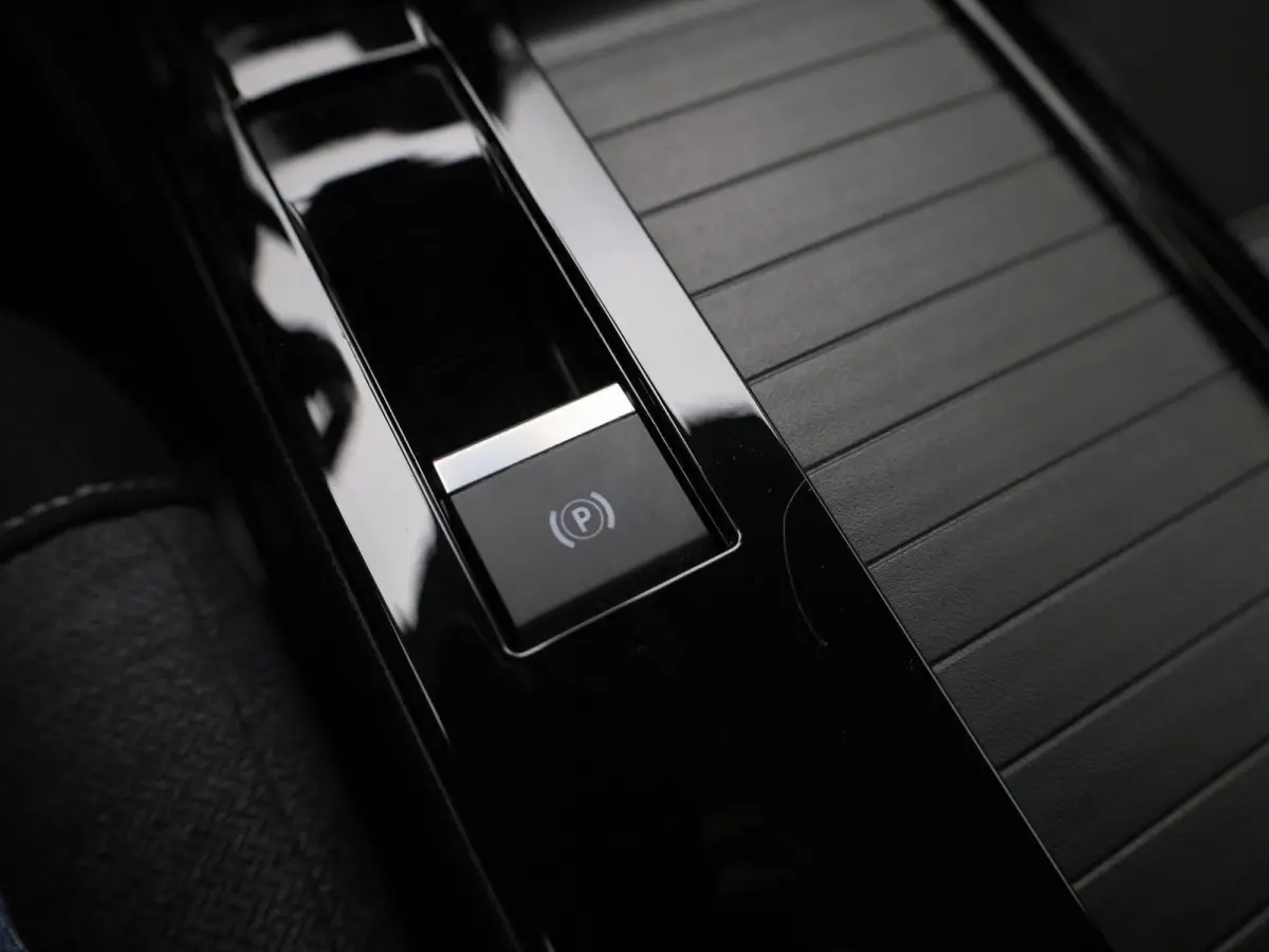 1.2 Puretech Live | Airconditioning | Bluetooth | Parkeersensoren | Lichtmetalen Velgen |