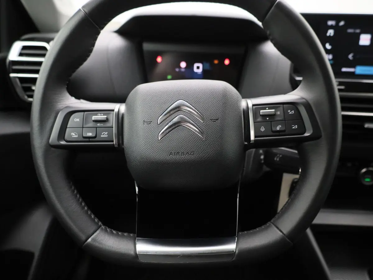 1.2 Puretech Live | Airconditioning | Bluetooth | Parkeersensoren | Lichtmetalen Velgen |