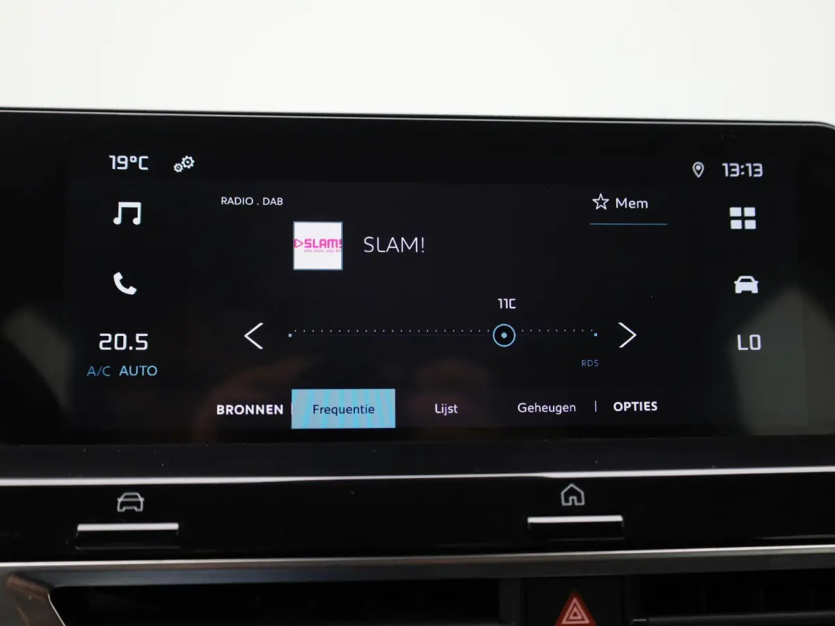 1.2 Puretech Live | Airconditioning | Bluetooth | Parkeersensoren | Lichtmetalen Velgen |
