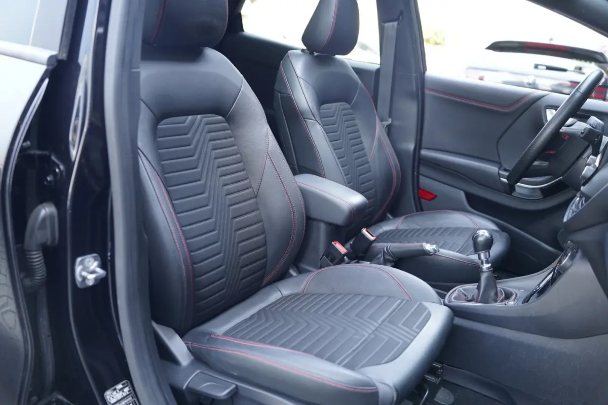1.0 EcoBoost ST-Line X Pano Navi Cam